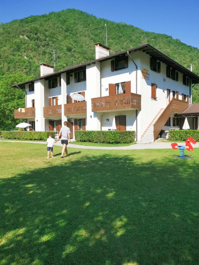 Casa Alberta ピエーヴェ・ディ・レードロ エクステリア 写真